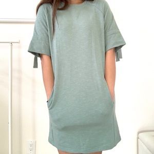 NWT T-Shirt Dress with Drawstring Ruffle Sleev…